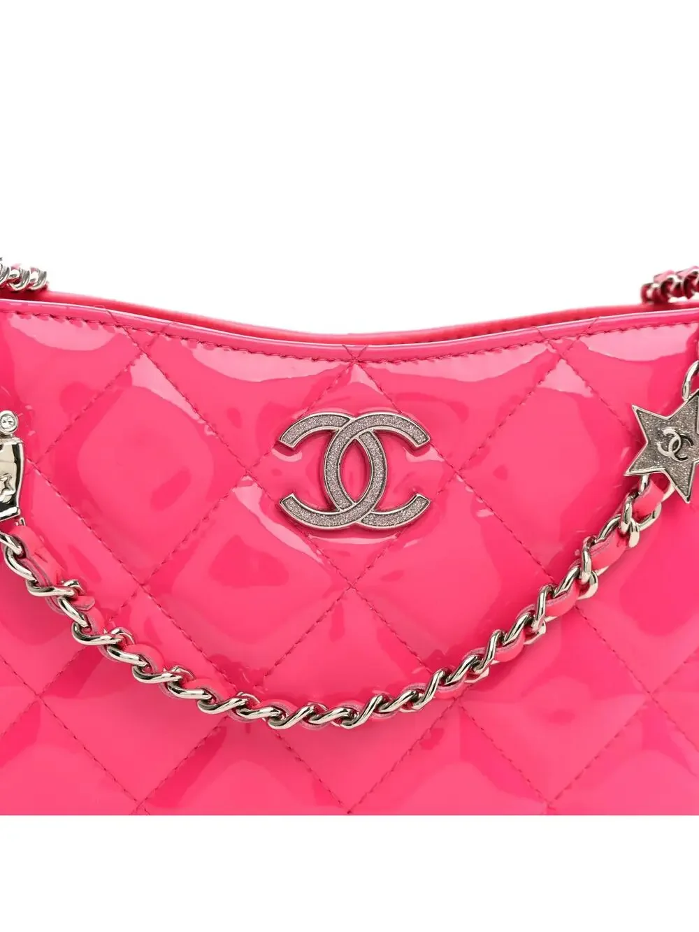 CHANEL elevate your